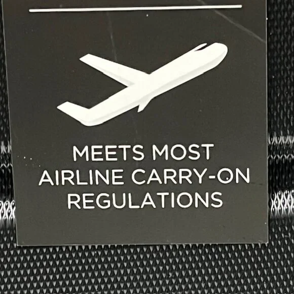 TRAVELERS CLUB Camilla Collection 20” Hardshell Expandable Carryon Suitcase NWT - Picture 15 of 16